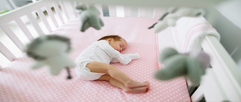Hãy thiết lập giờ ngủ cho bé mỗi ngày 