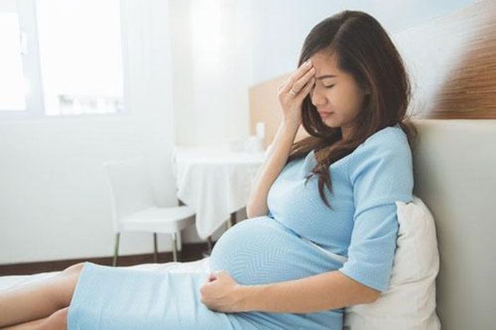 suy nhược cơ thể khi mang thai phải làm sao